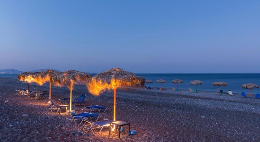 Cristelia Seafront & Pool Villa Лахания Екстериор снимка