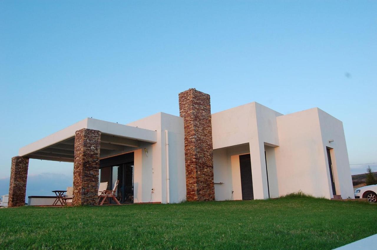 Cristelia Seafront & Pool Villa Лахания Екстериор снимка