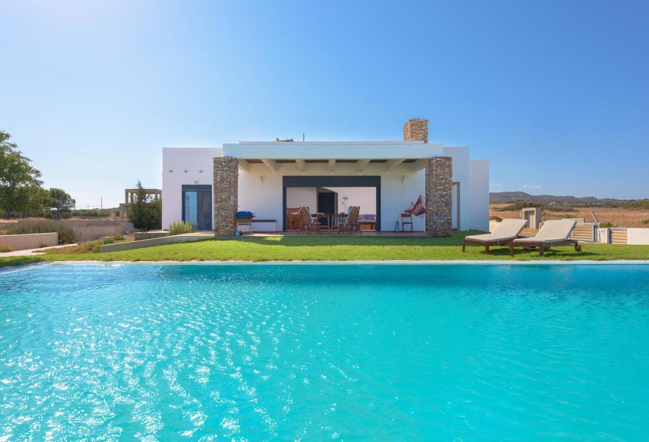 Cristelia Seafront & Pool Villa Лахания Екстериор снимка